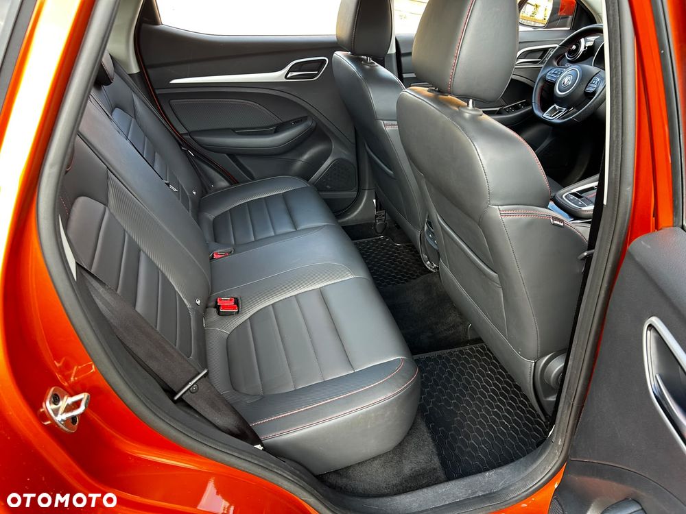 MG ZS 1.0 T-GDI Exclusive - 29