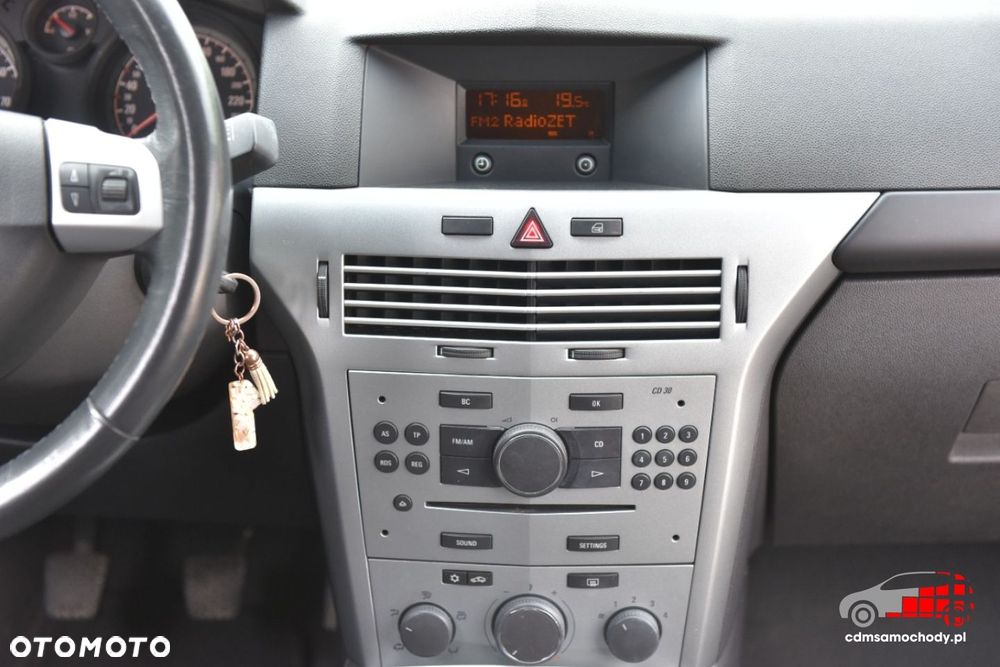 Opel Astra - 25