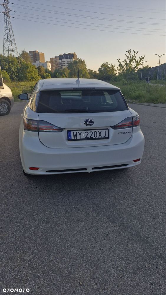Lexus CT 200h F Sport - 4