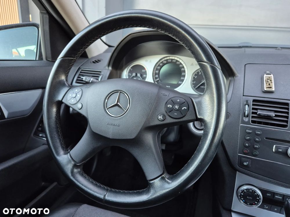 Mercedes-Benz Klasa C - 17
