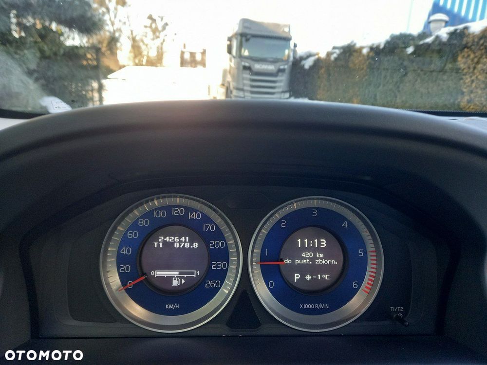 Volvo XC 60 D3 R Design - 31