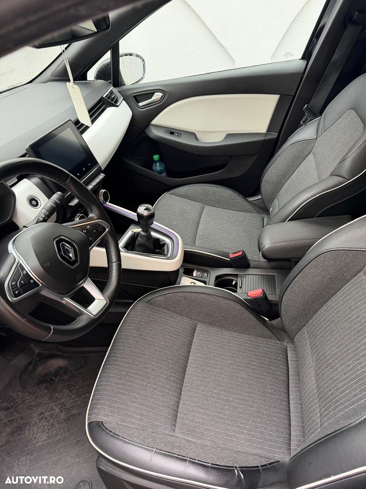 Renault Clio V Blue dCi 100 Techno - 10