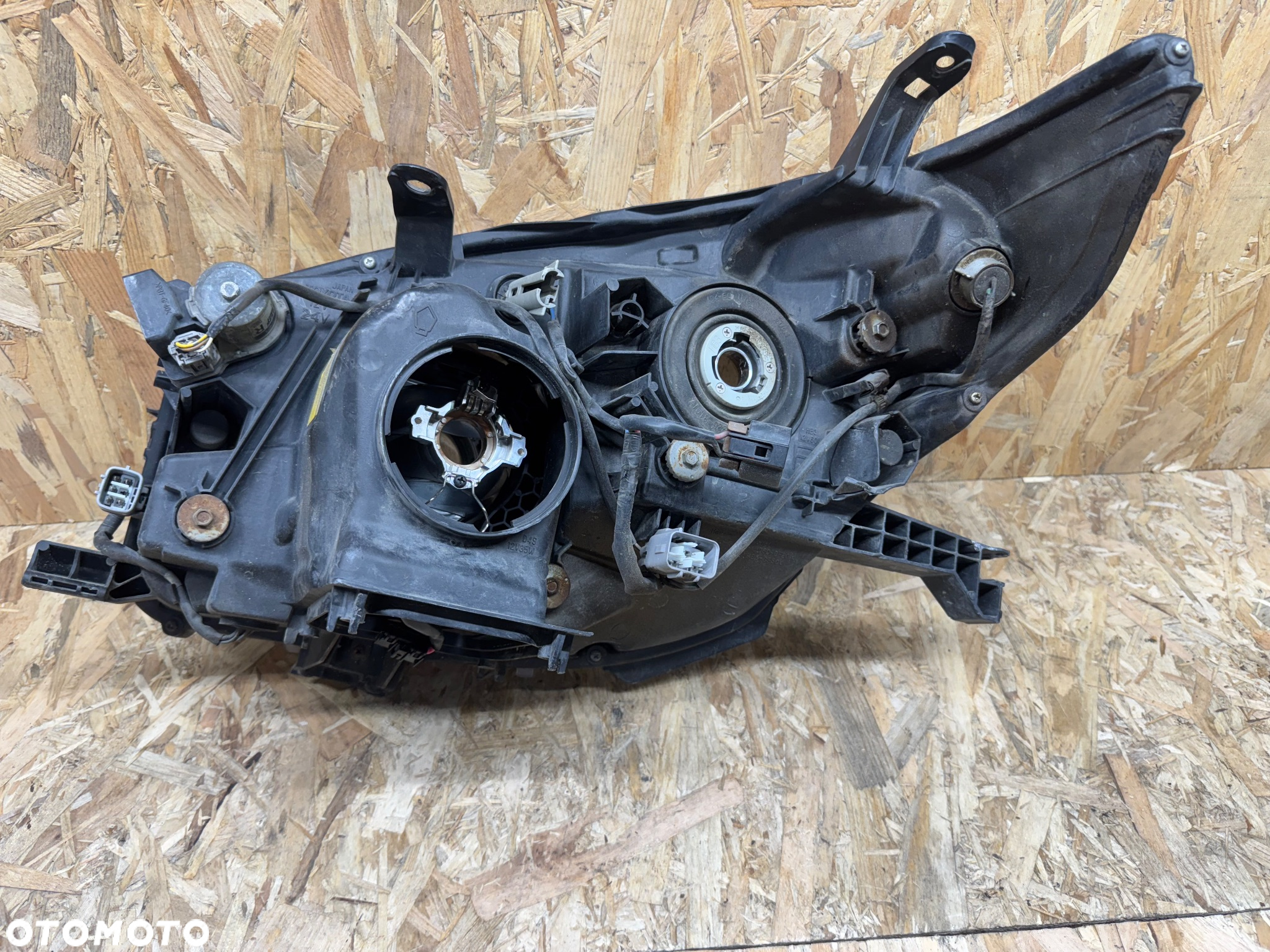 Przednia prawa lampa Toyota land cruiser 150 - 3