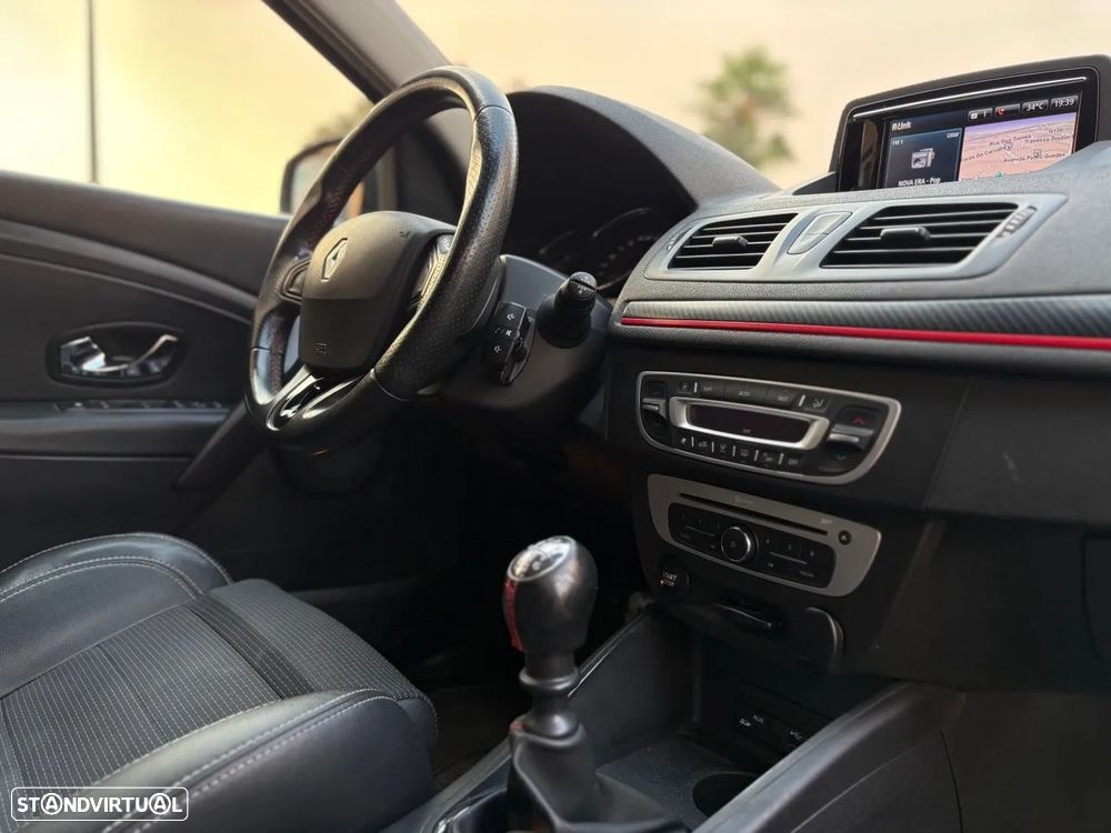 Renault Mégane Sport Tourer 1.5 dCi GT Line SS - 14