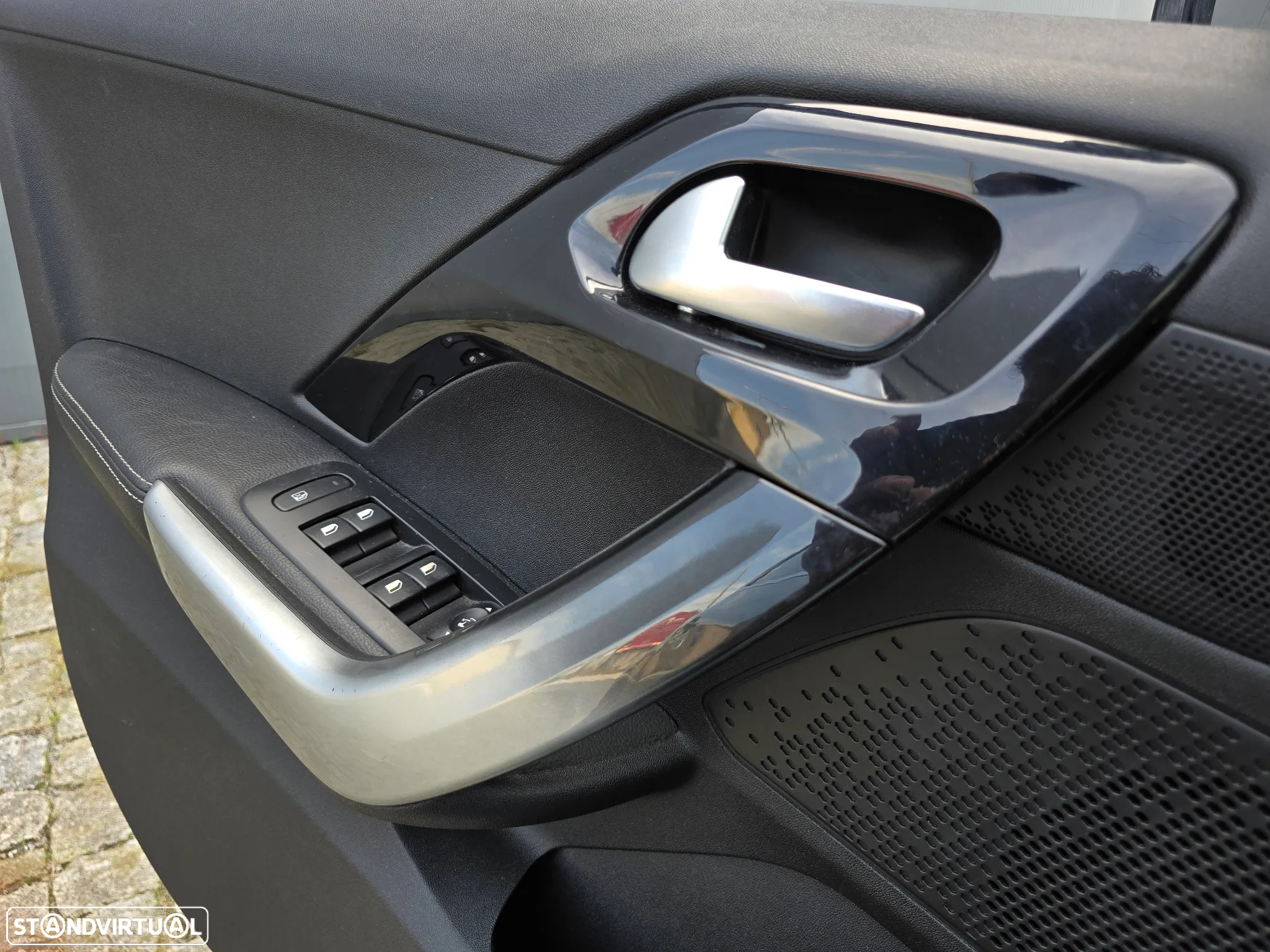 Peugeot 208 1.6 e-HDi Allure - 24