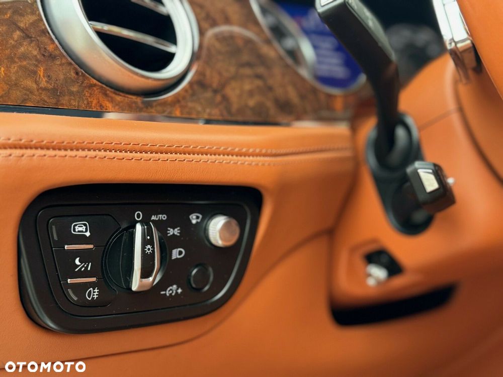 Bentley Bentayga - 22