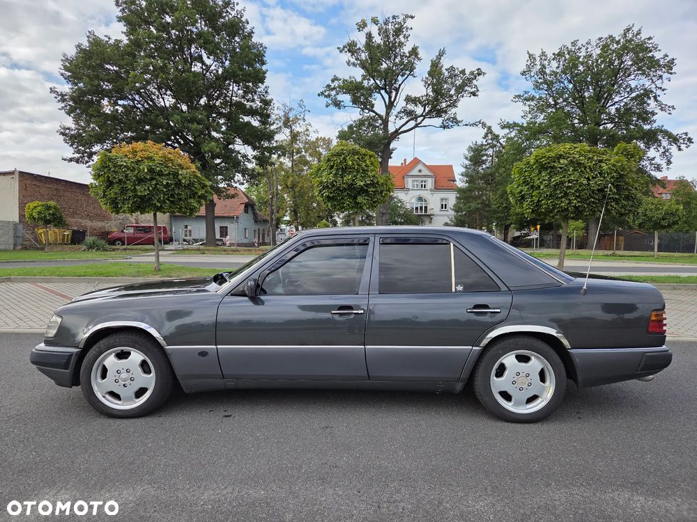 Mercedes-Benz W124 (1984-1993) - 3