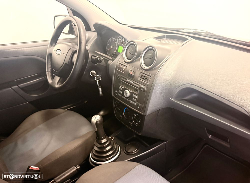 Ford Fiesta 1.4 TDCi Trend - 11