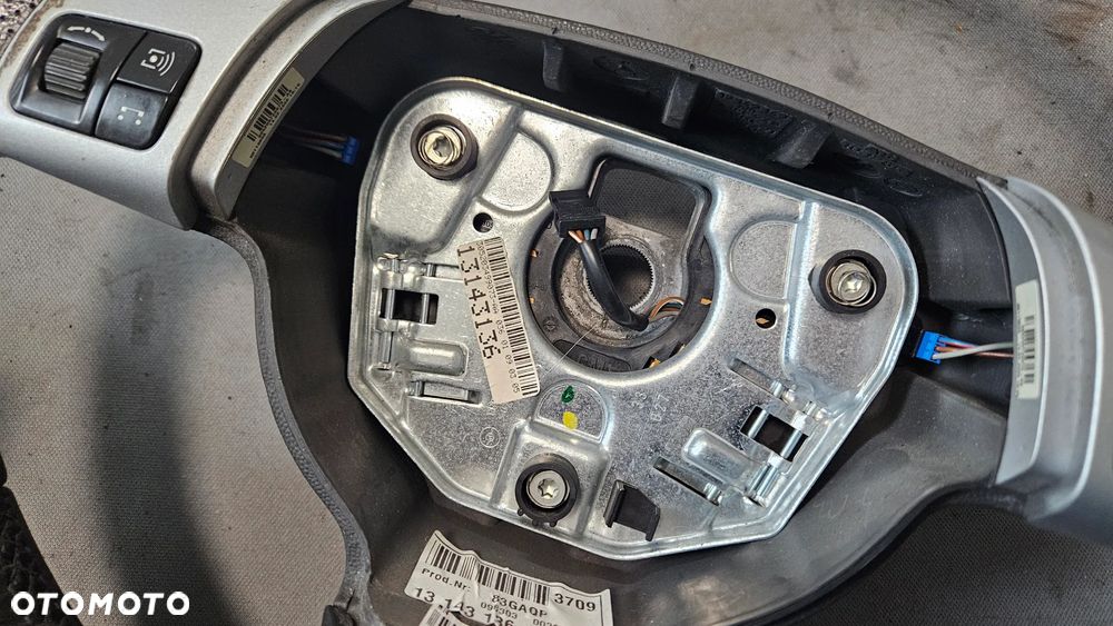 Kierownica multifunkcyjna skórzana airbag Opel Vectra C 2005r - 6