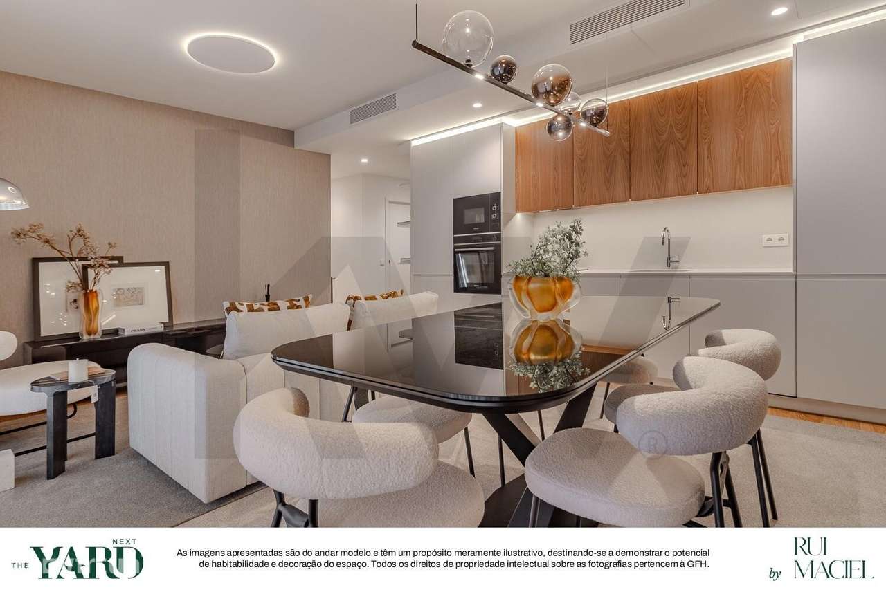 Apartamento T1 com varanda e garagem junto ao Arrábida - Grande imagem: 2/10