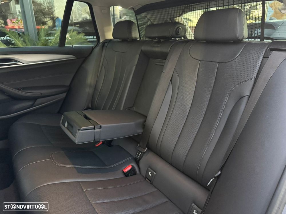 BMW 520 d Auto - 19