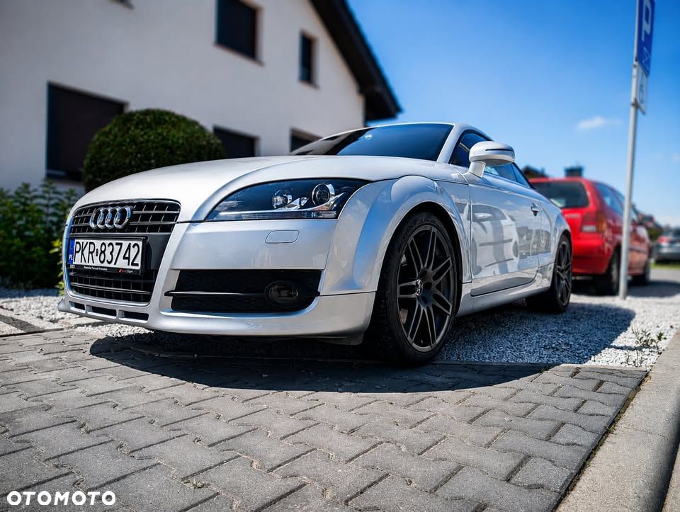 Audi TT Coupé - 1