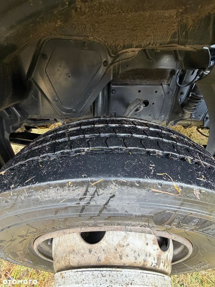 MAN 2 x TGL 12.250 - 9