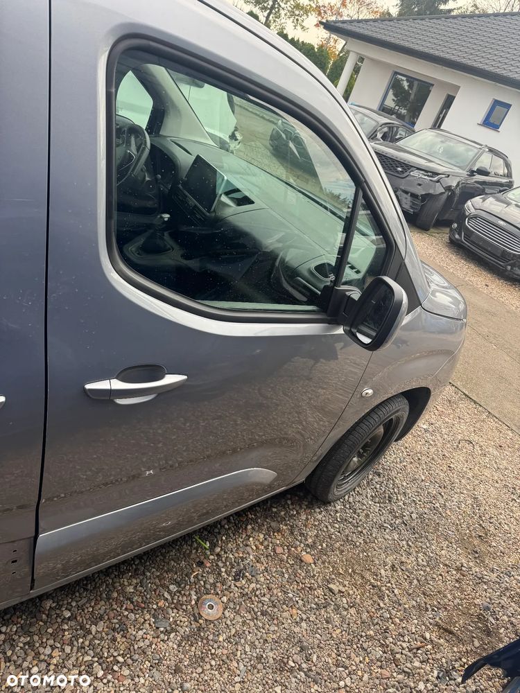 Opel Combo E 1,6CDTI 18-23 drzwi prawe przód - 1