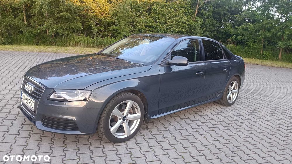 Audi A4 Limousine - 2