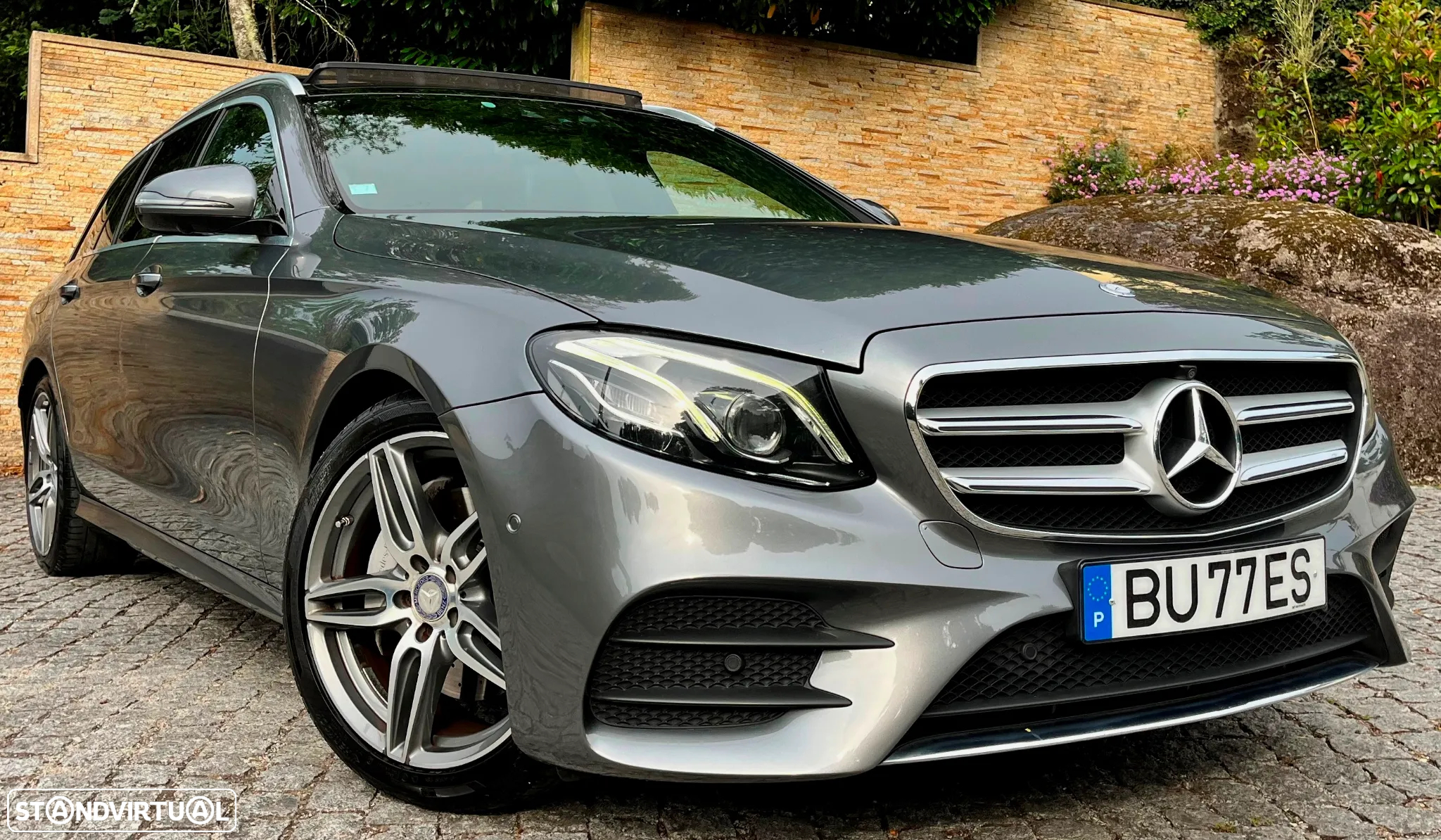 Mercedes-Benz E 220 d 4Matic T 9G-TRONIC AMG Line - 2