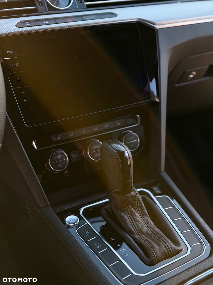Volkswagen Arteon 2.0 TDI 4Motion SCR R-Line Edition DSG - 17