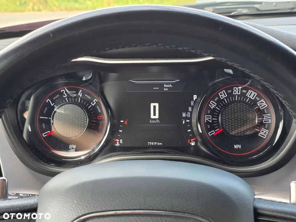 Dodge Challenger 5.7 R/T - 8