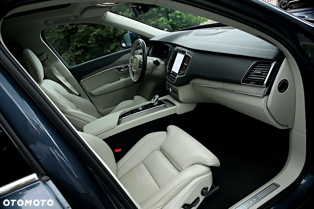Volvo XC 90 B5 D AWD Ultimate Bright 7os - 25