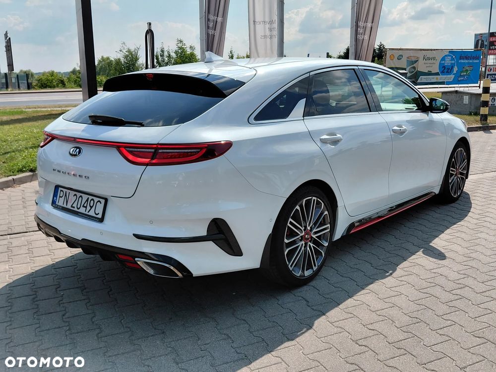 Kia ProCeed - 5