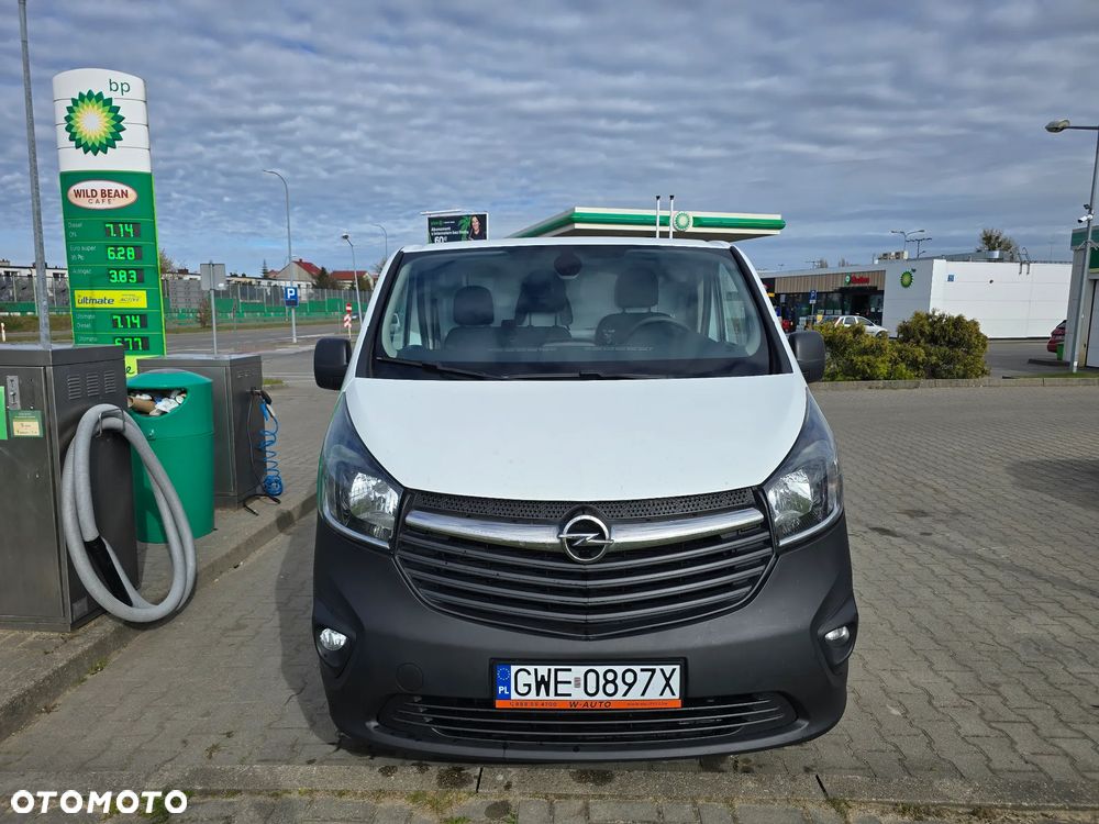 Opel Vivaro - 2