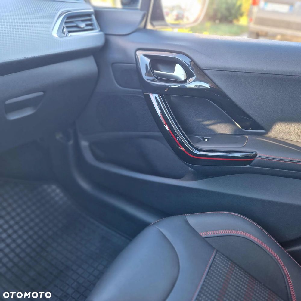 Peugeot 2008 PureTech 110 Stop&Start GT-Line Edition - 13