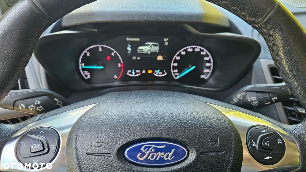 Ford Tourneo Connect Grand - 14