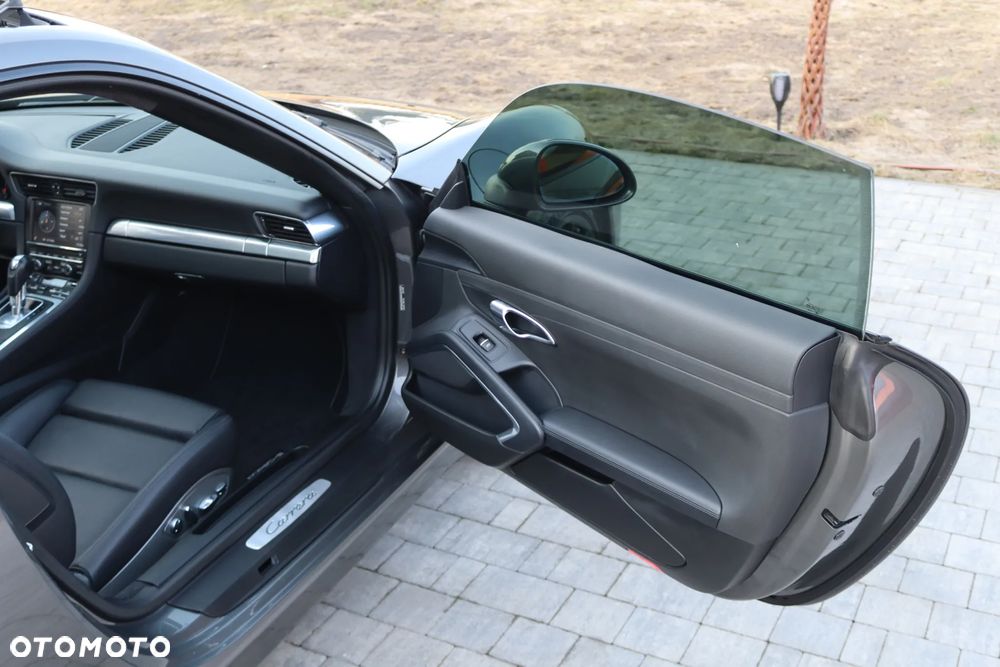 Porsche 911 Carrera PDK - 21