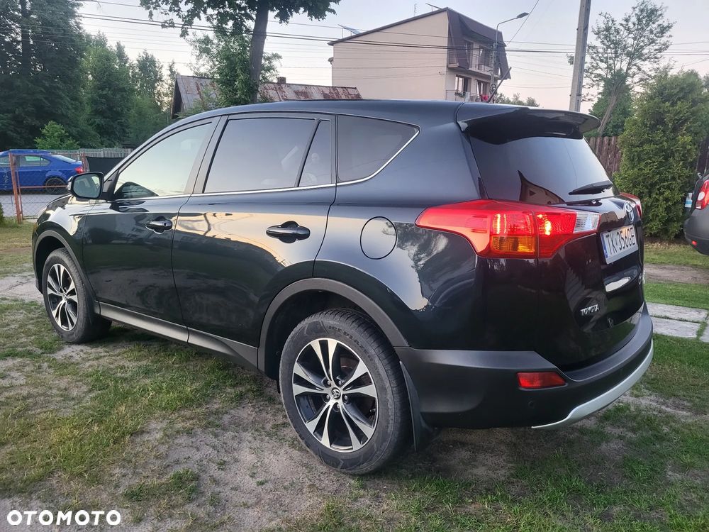 Toyota RAV4 2.0 D-4D Premium - 9