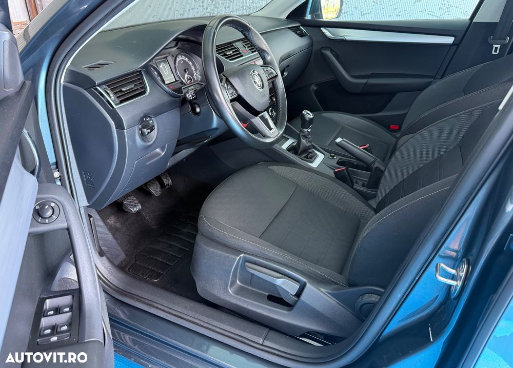 Skoda Octavia 1.6 TDI Ambition - 36