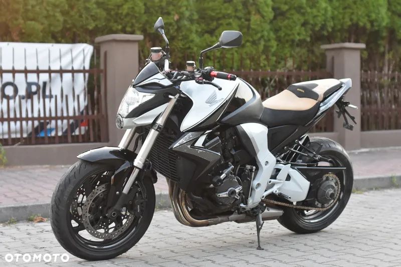 Honda CB - 22