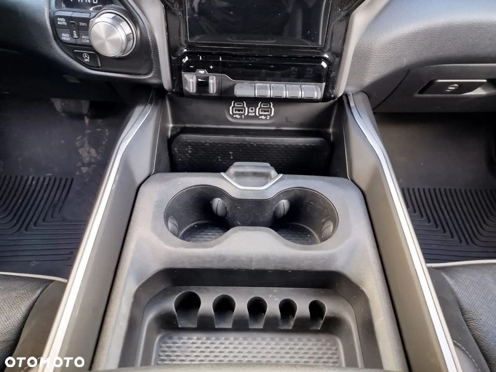 RAM 1500 Quad Cab Longbed Laramie - 21