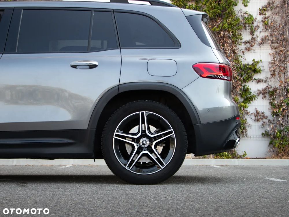Mercedes-Benz GLB 220 d 4-Matic AMG Line 8G-DCT - 8