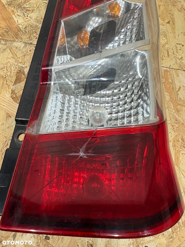 Lampa prawa tylna Iveco Daily 2014- - 3