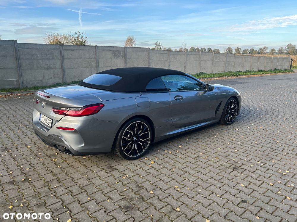 BMW Seria 8 840i - 2