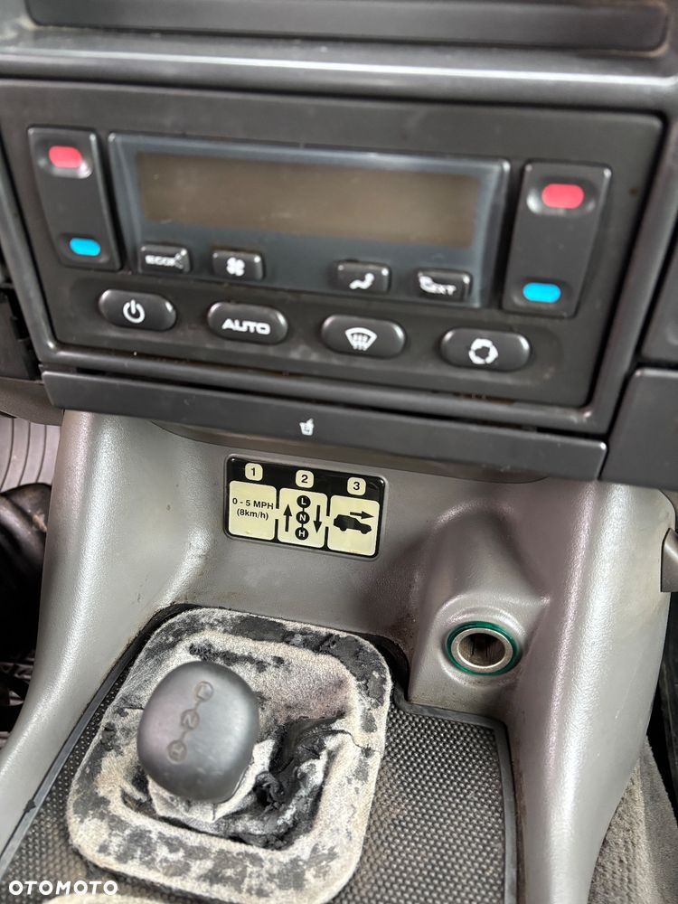 Land Rover Discovery II 2.5 TD5 - 14