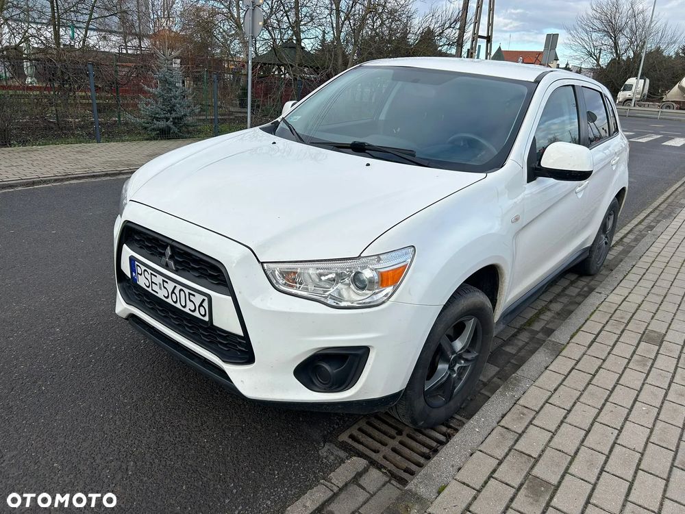 Mitsubishi ASX - 9