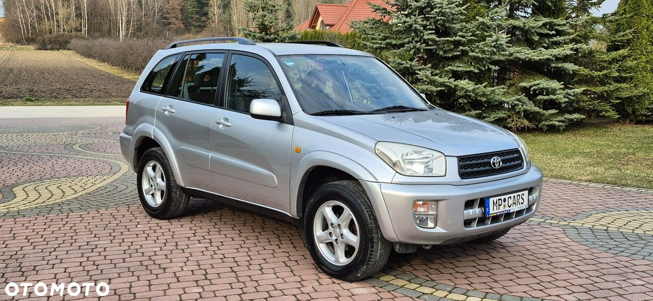 Toyota RAV4 2.0 VVT-i 4x4 - 38