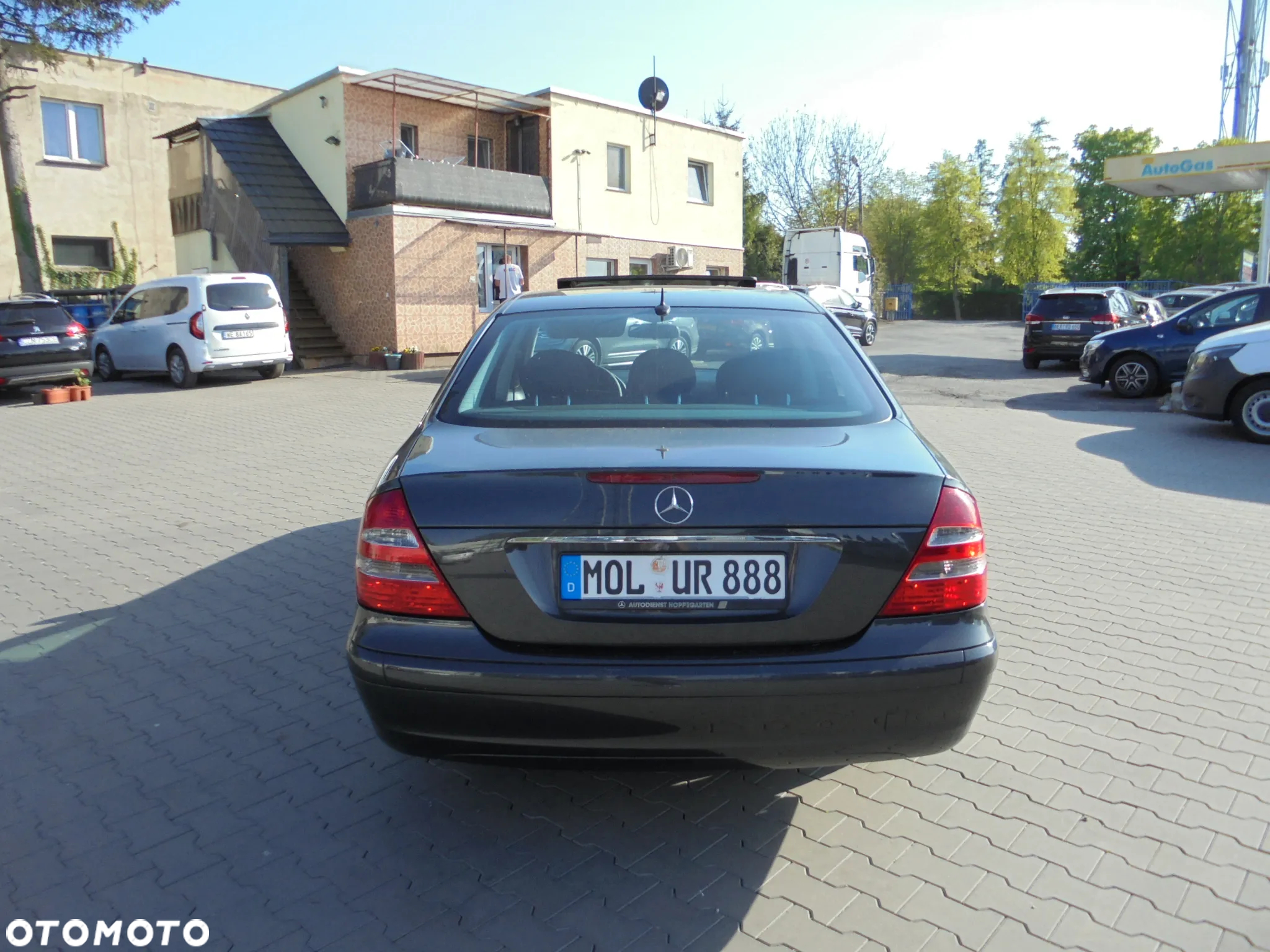 Mercedes-Benz Klasa E 200 CDI Automatik Classic - 30
