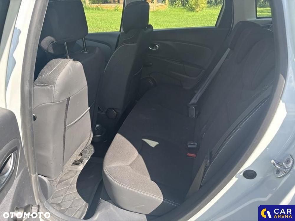 Renault Clio - 18