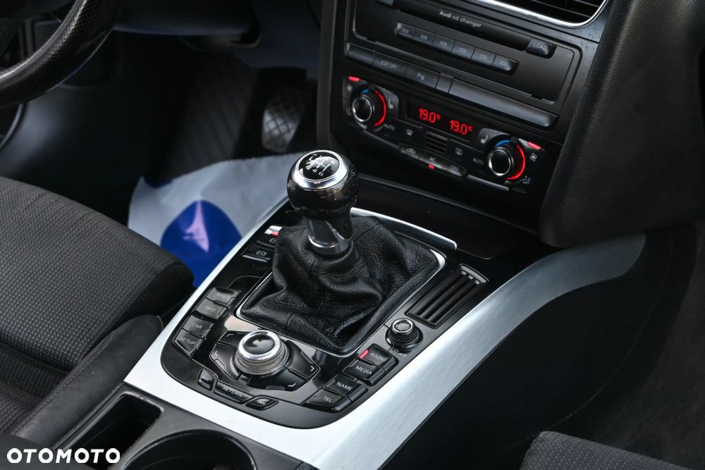 Audi A4 Avant 2.0 TDI - 26