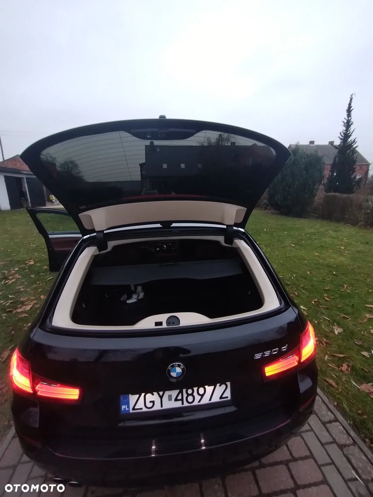 BMW Seria 5 530d Luxury Line - 18