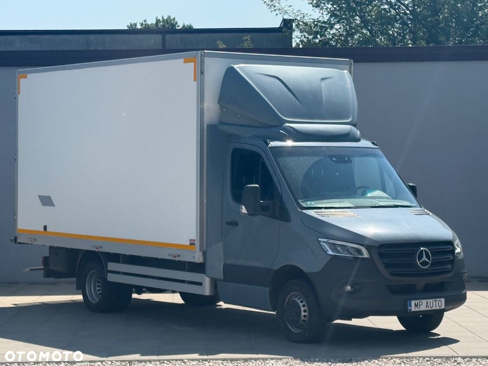 Mercedes-Benz Sprinter - 3