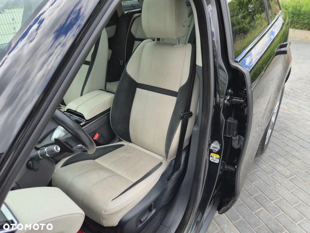 Land Rover Range Rover Velar 2.0 P250 S - 12