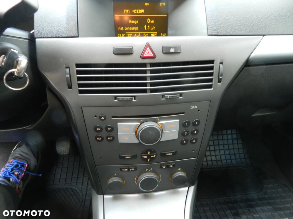 Opel Astra 1.6 Enjoy - 18