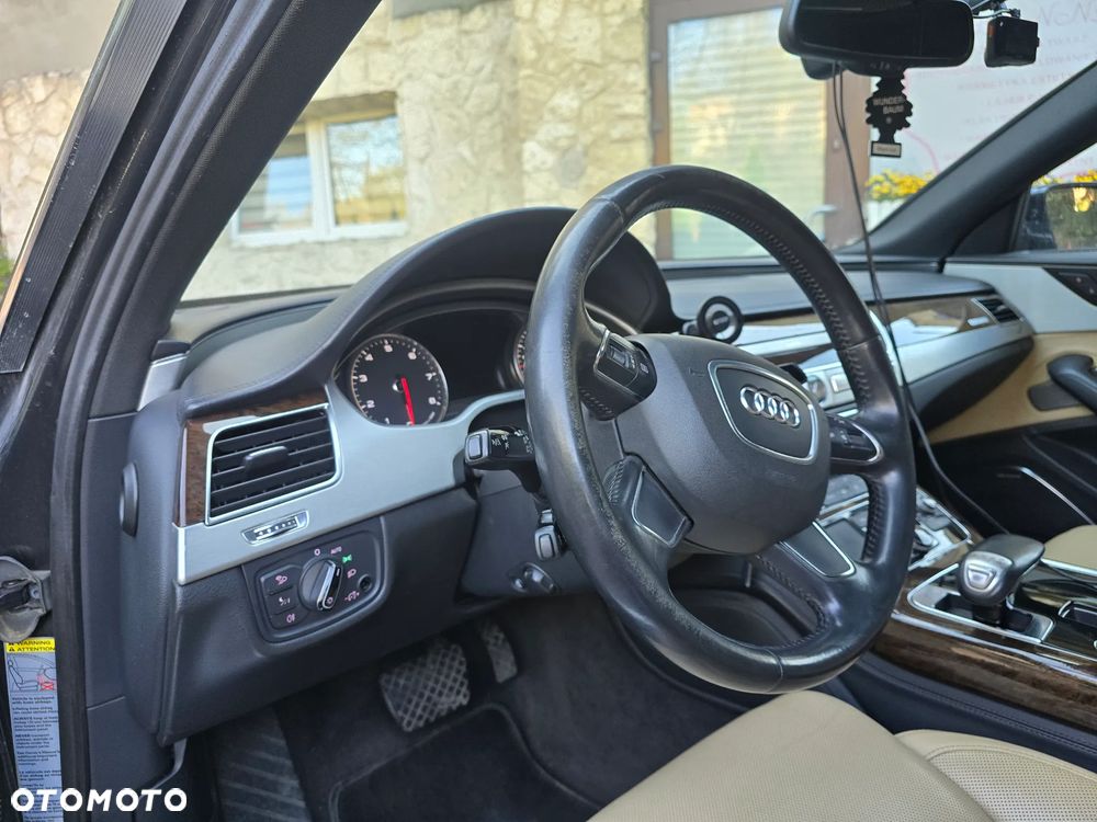 Audi A8 4.2 FSI Quattro - 17