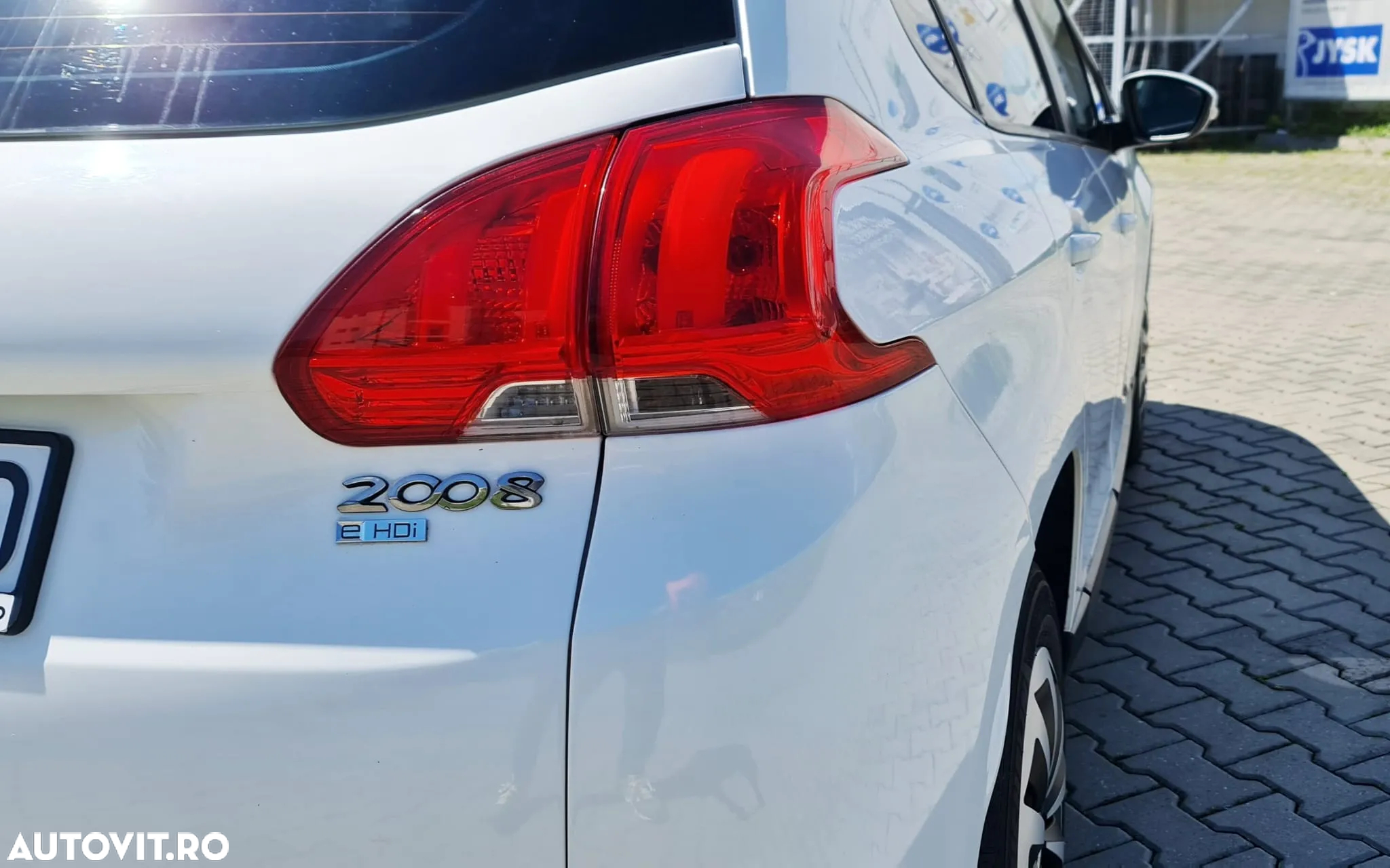 Peugeot 2008 - 5