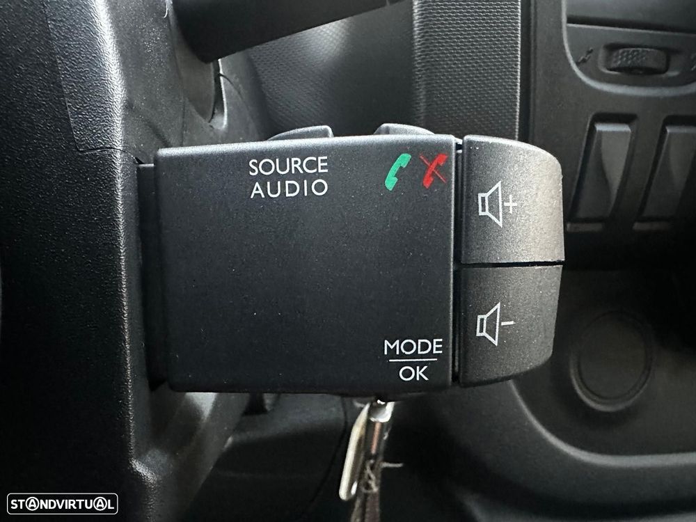 Renault Trafic 2.0 dCi L2H1 1.2T - 18