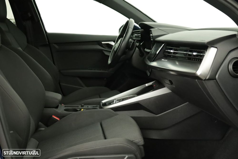 Audi A3 Sportback 45 TFSIe S line - 22