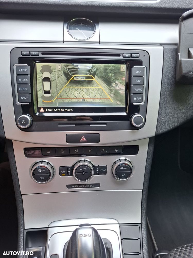 Volkswagen Passat 2.0 TDI Blue TDI DSG Comfortline - 12
